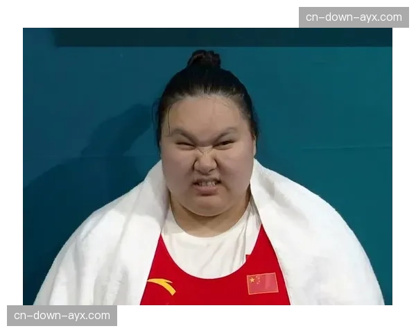 女子81公斤以上级：中国选手李雯雯无悬念夺冠，领先亚军31公斤